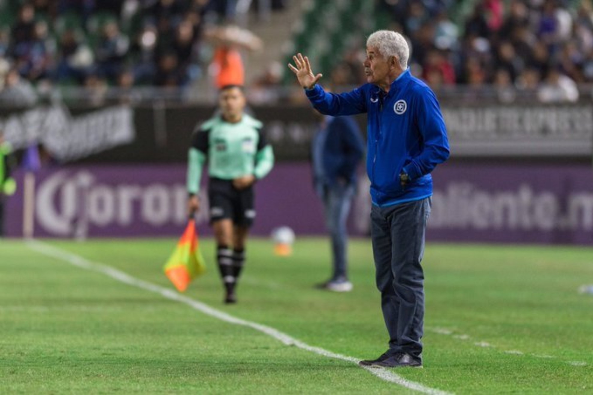 El entrenador de la Máquina no estuvo acertado en sus decisiones ante Mazatlán