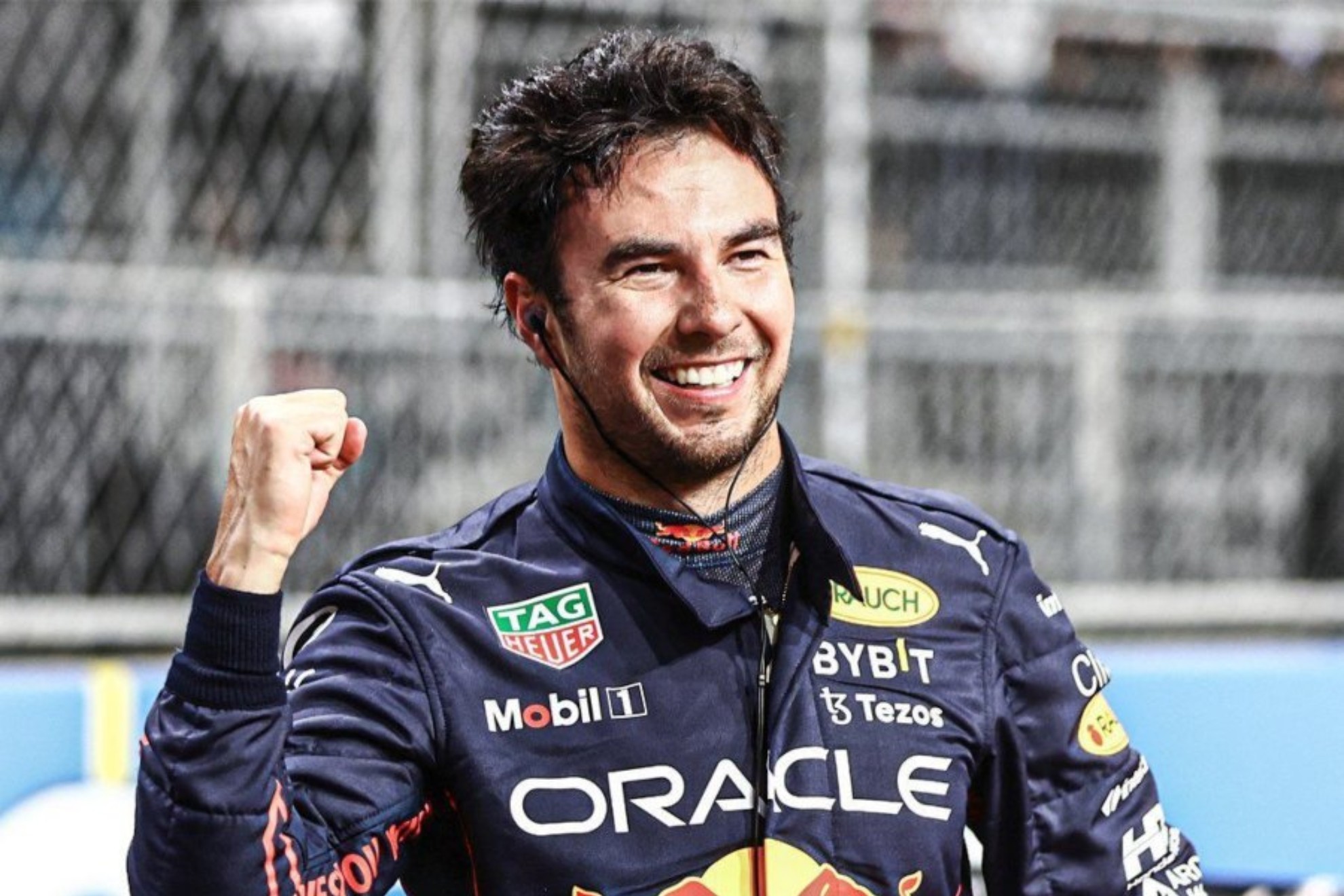 Checo Pérez puso a sonar el Himno Mexicano al quedar primero en el Gran Premio de Arabia.