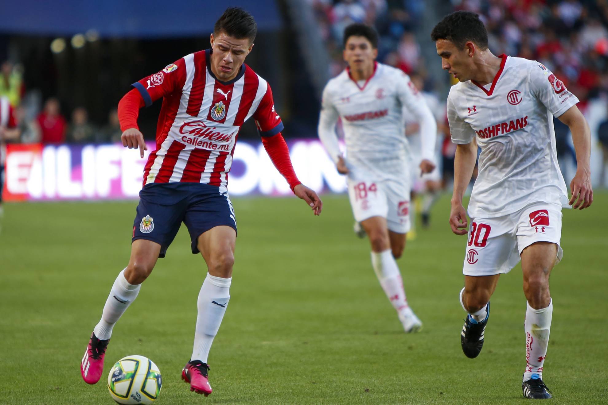 Chivas y Toluca empataron en un juego amistoso
