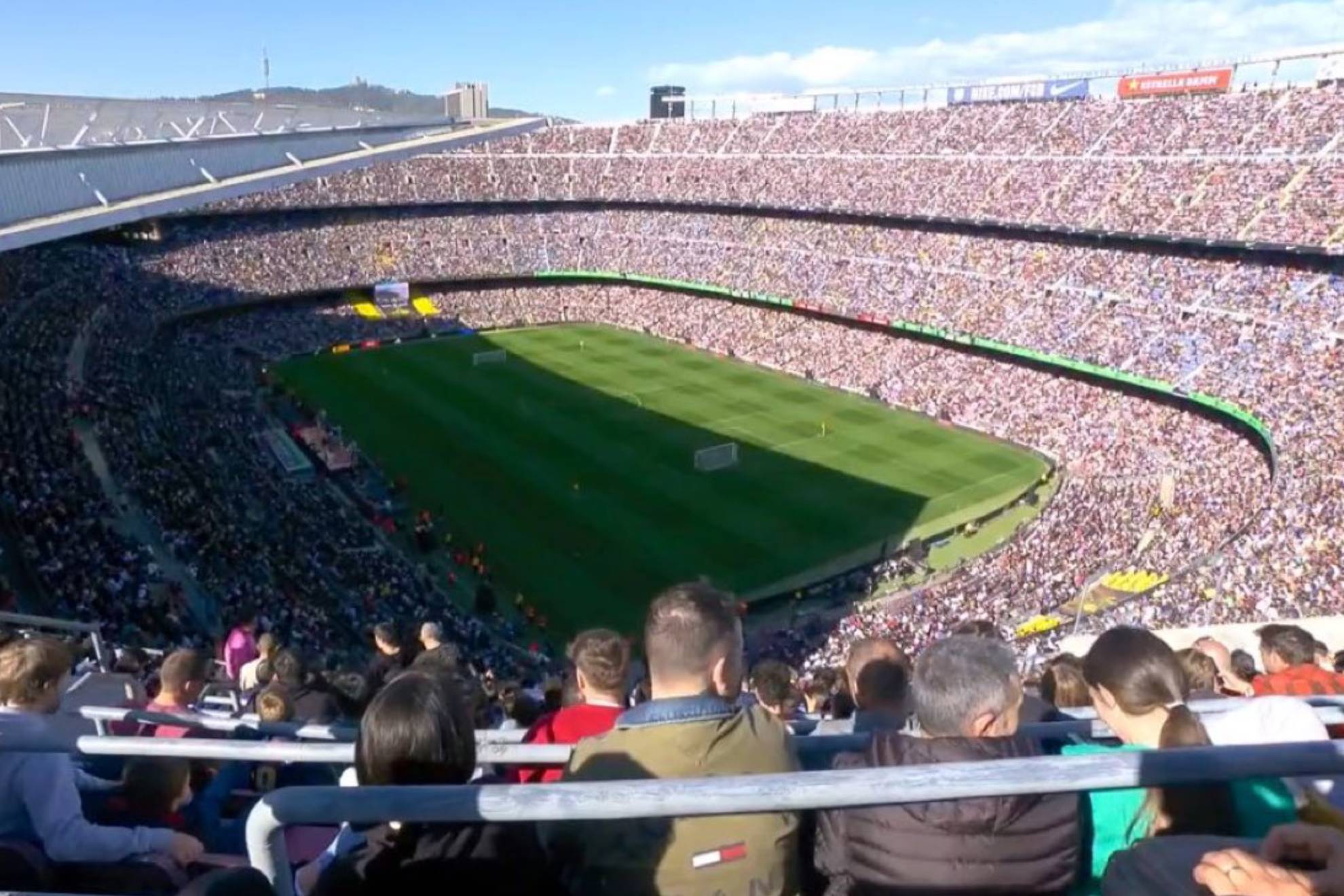 Un Camp Nou abarrotado le canta a Ibai ¡90 mil aficionados en Final de la Kings League!