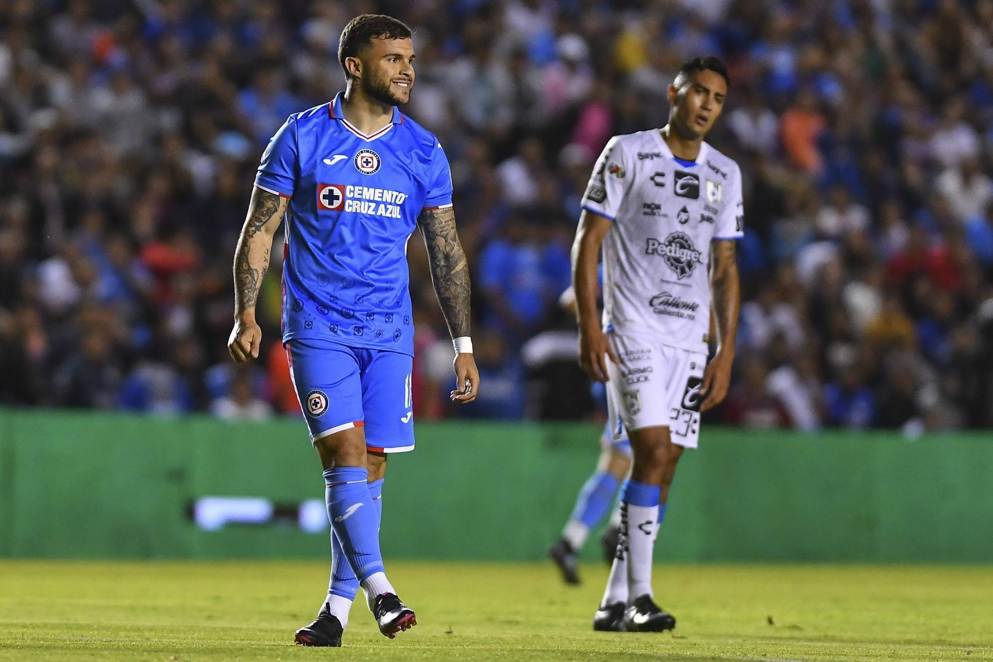 Cruz Azul deja más duda tras rescatar empate de último minuto contra Gallos Blancos