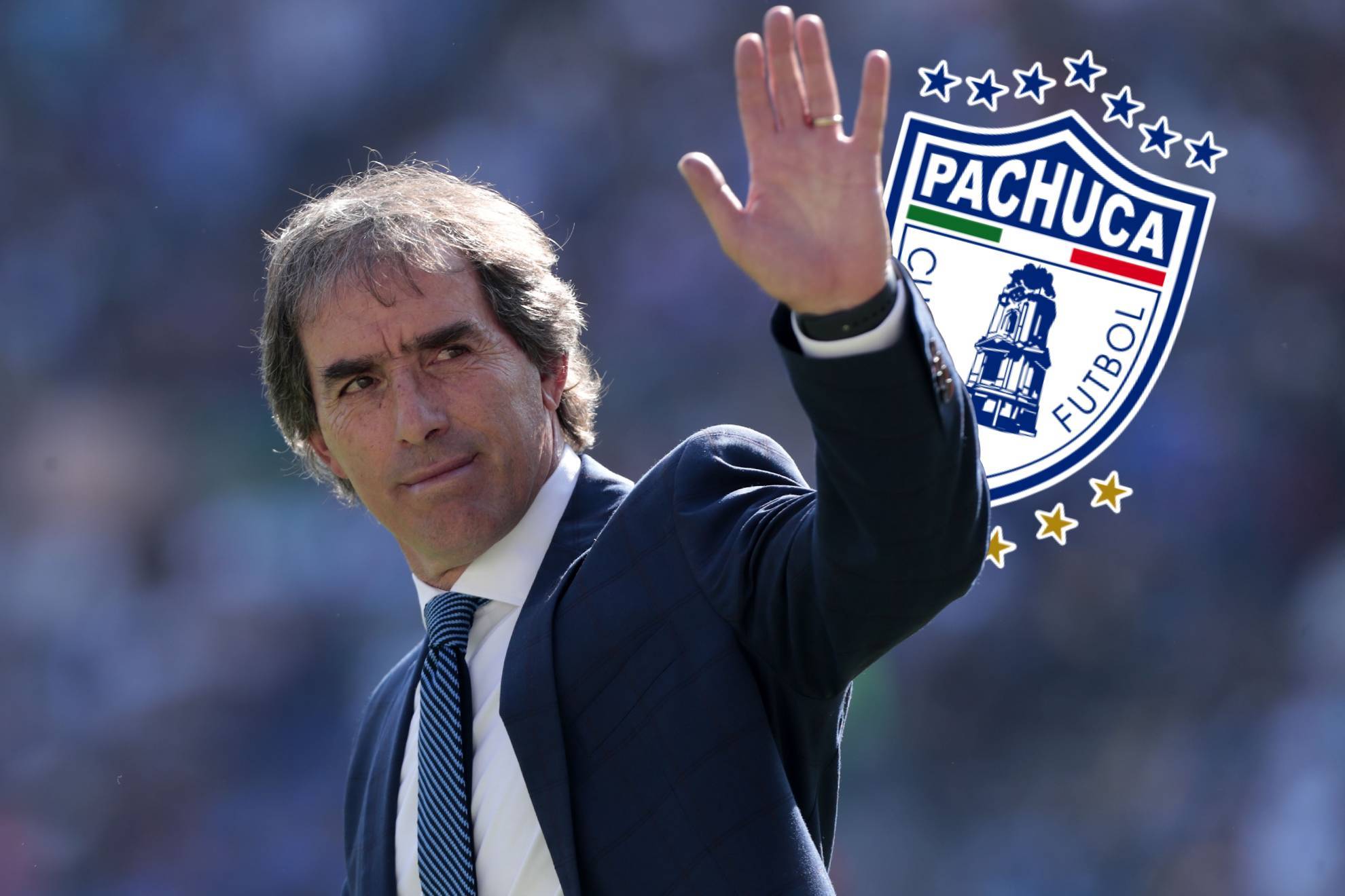 Guillermo Almada firm contrato con Pachuca hasta 2026