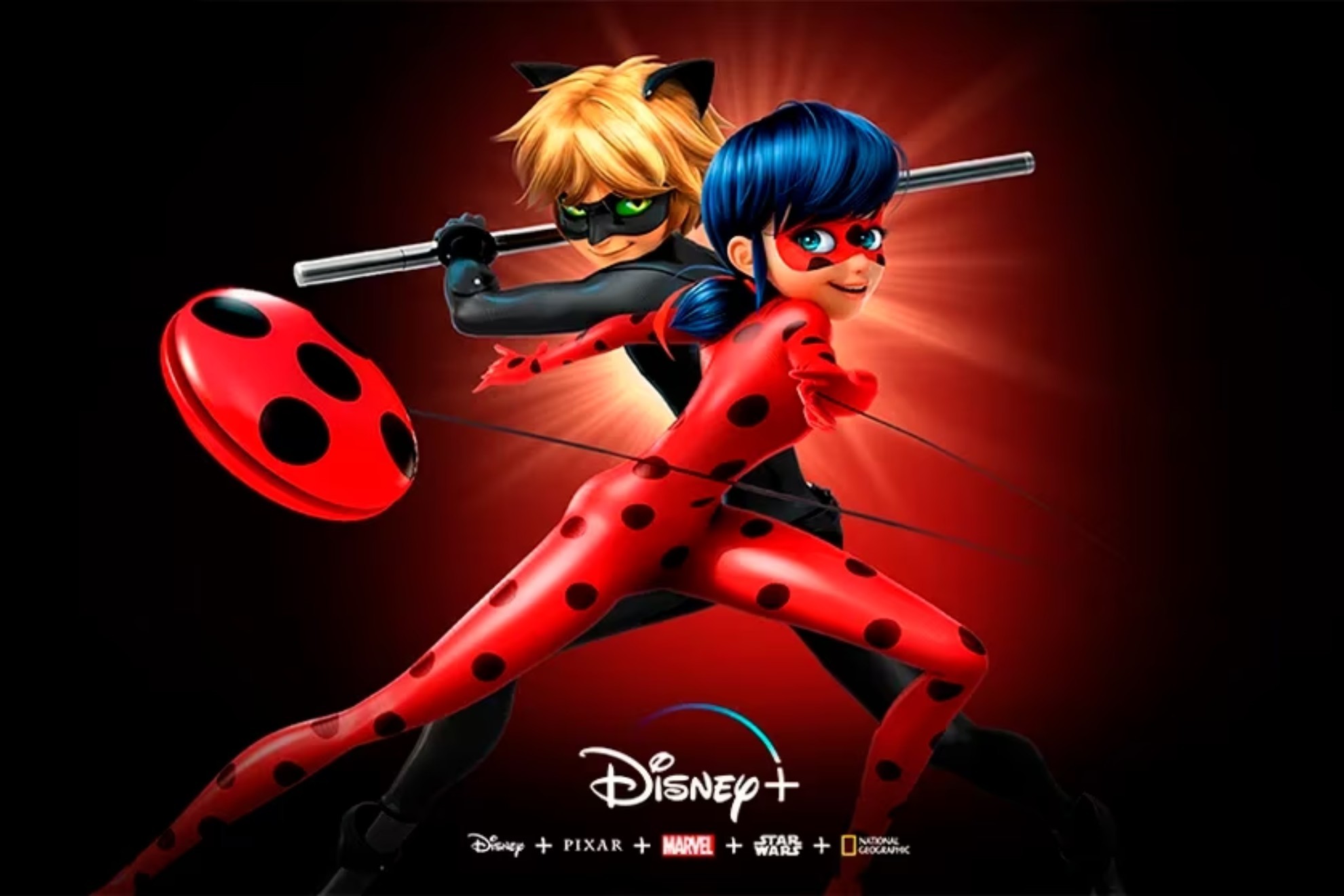 Ladybug y Chat Noir unirán fuerzas en la aventura cinematográfica.