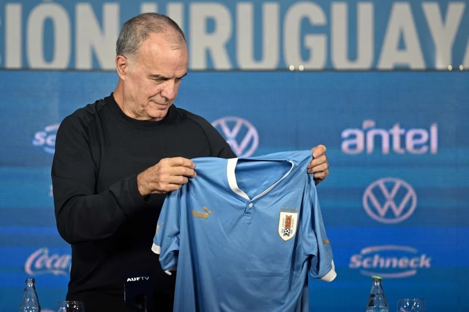 Bielsa dio a conocer a sus primeros convocados como entrenador uruguayo.