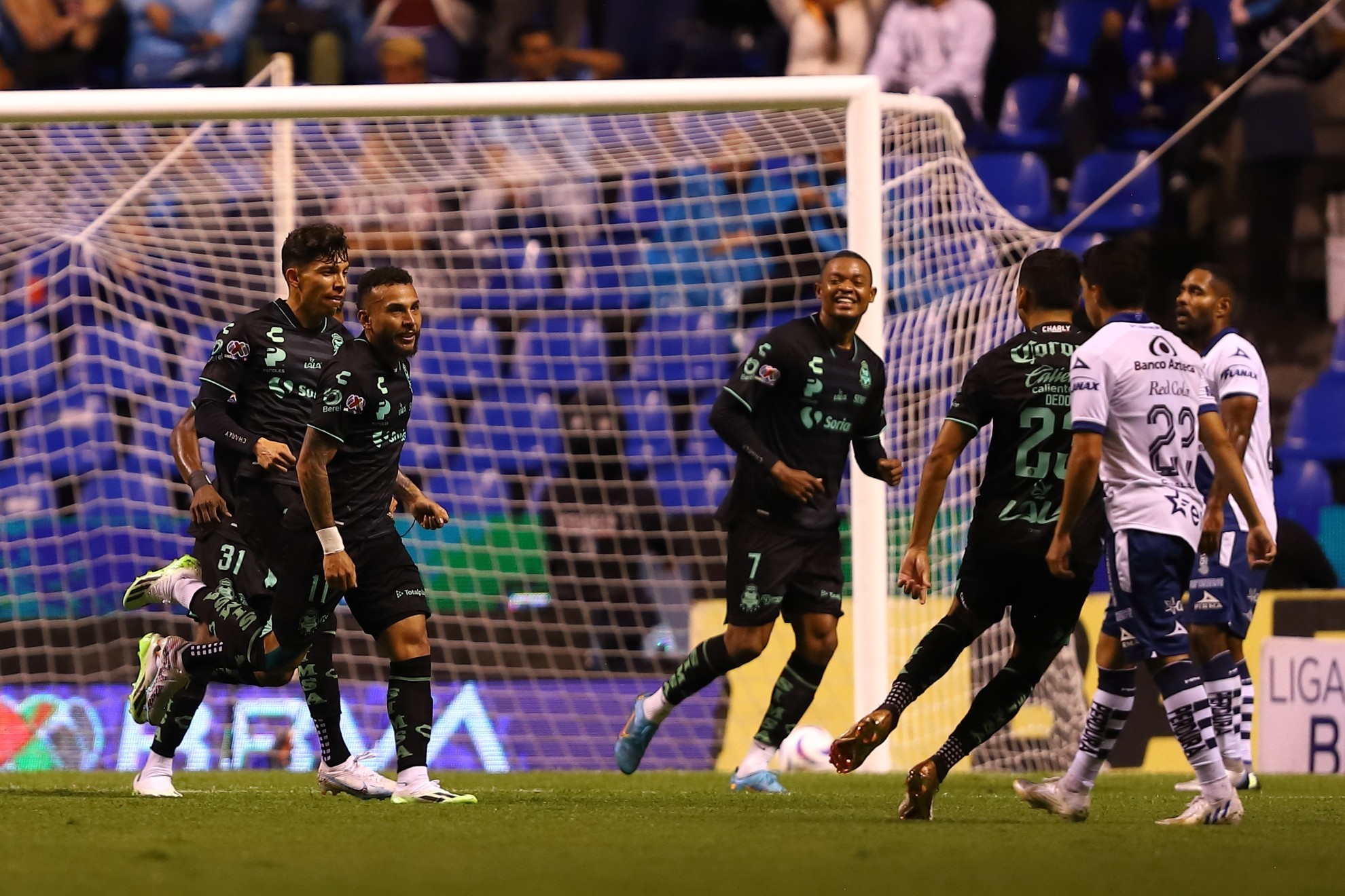 Santos se llevó los 3 puntos de Puebla.