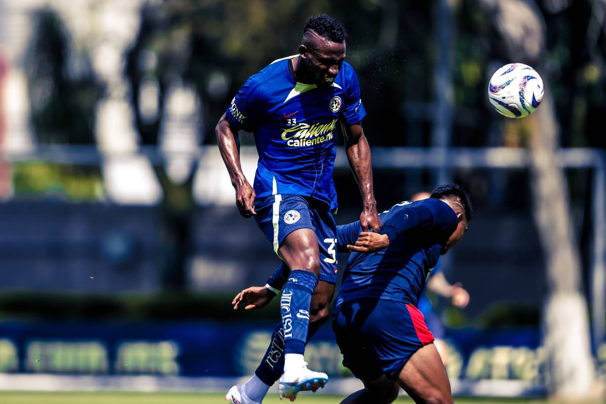 Julián Quiñones Debuta En América Con Derrota En Amistoso Y Gol Anulado Marca México 9932