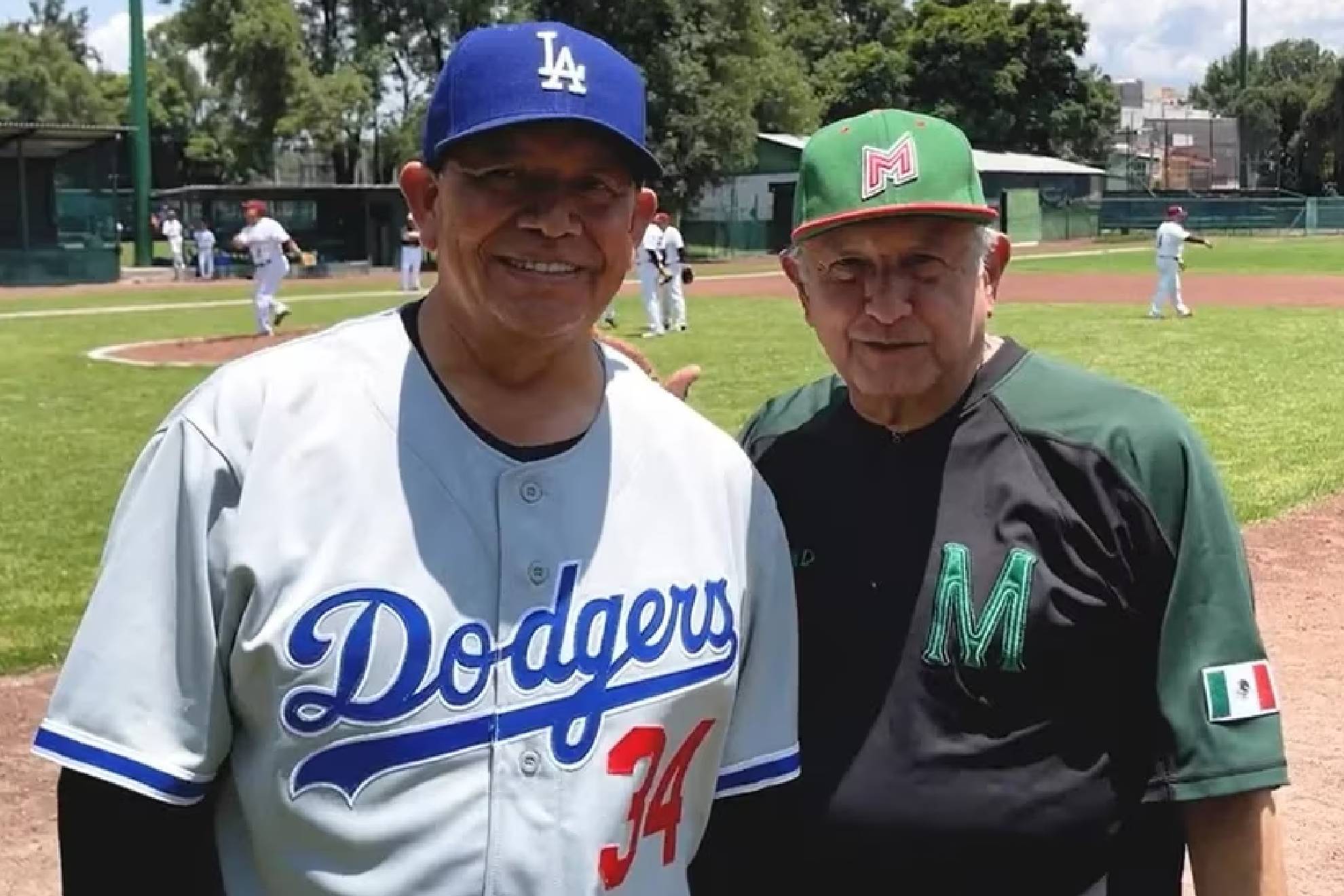 Leyenda mexicana! Fernando Valenzuela es homenajeado por Los Dodgers