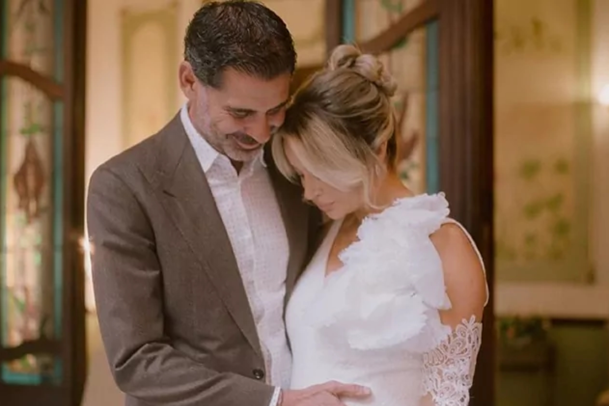 Fernando Hierro y Fani Stipkovic esperan a su primer hijo en común y se casaron este 13 de septiembre.