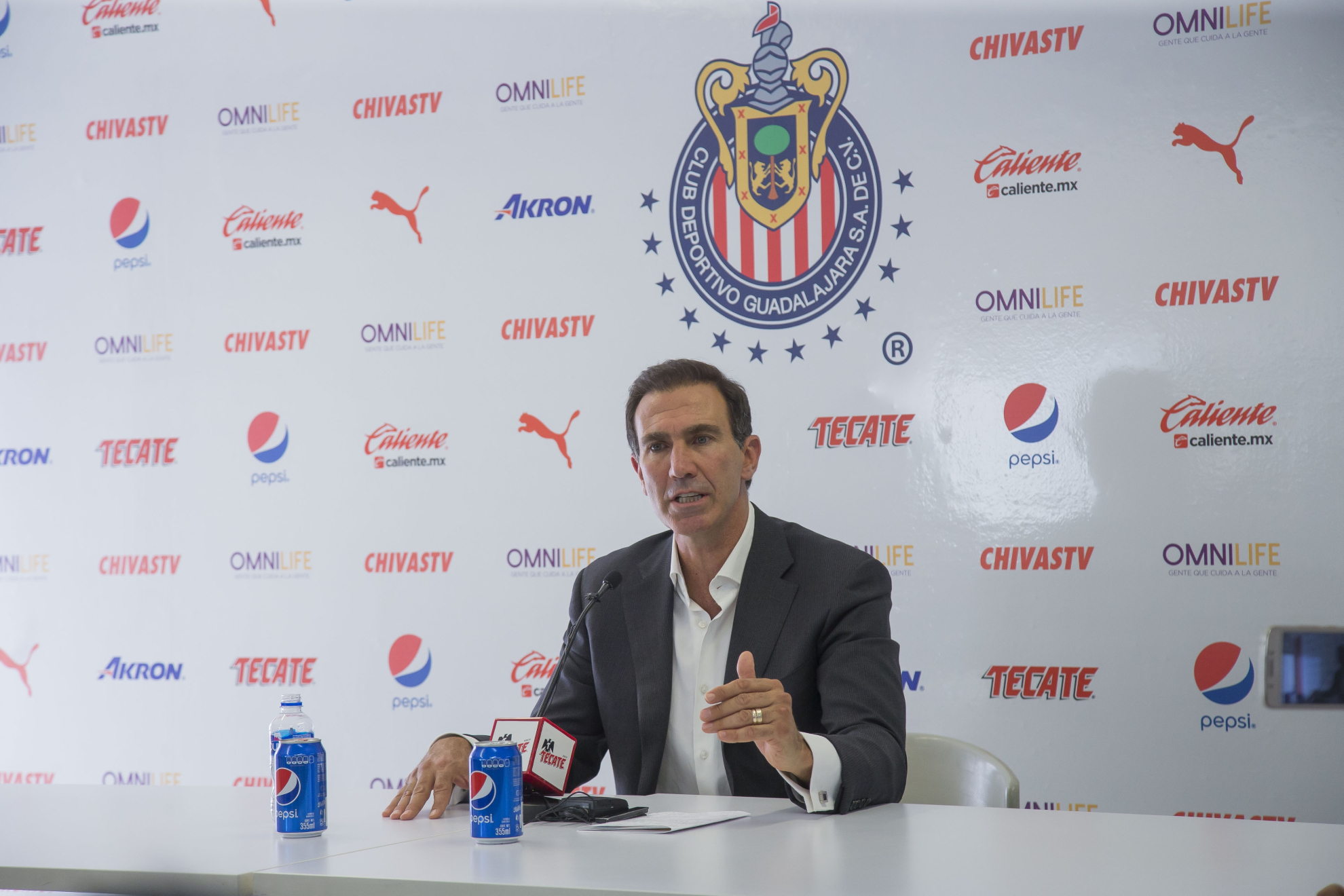 Francisco Gabriel de Anda, exDirector Deportivo de Chivas, en conferencia de prensa desde Verde Valle, Guadalajara, 2018.