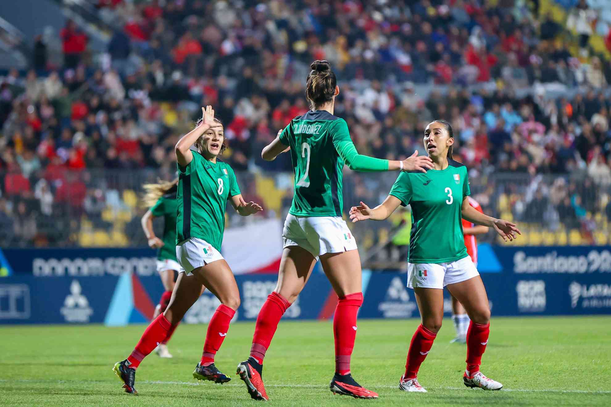 México derrotó a Chile por marcador de 3-1.