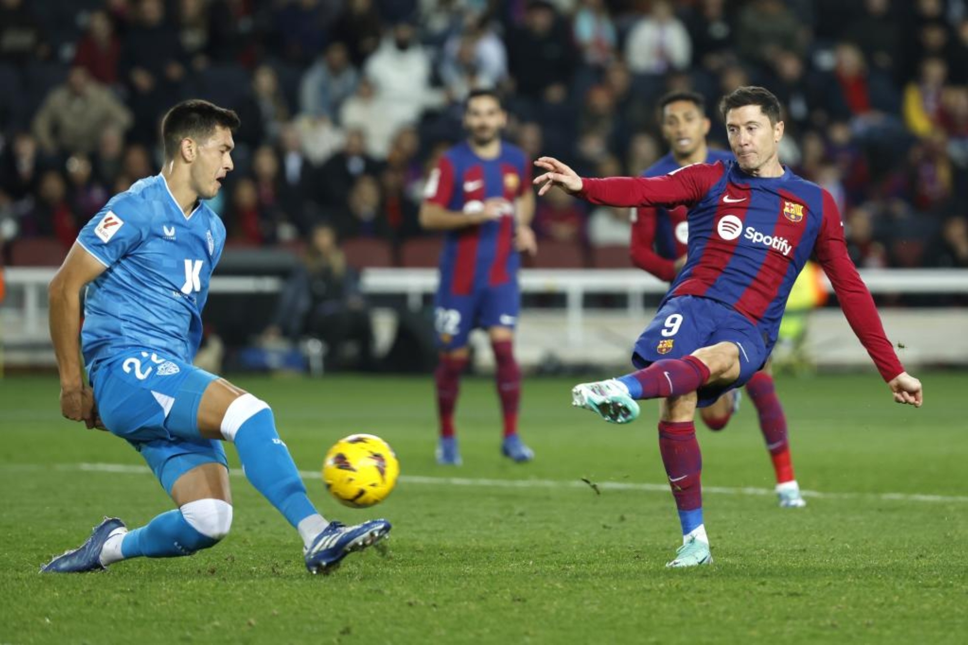 Barcelona прямая трансляция. Альмерия — Барселона: прямая трансляция. Barca Almeria 2 0. Альмерия Барселона прямой эфир. Альмерия - Барселон кто забил.