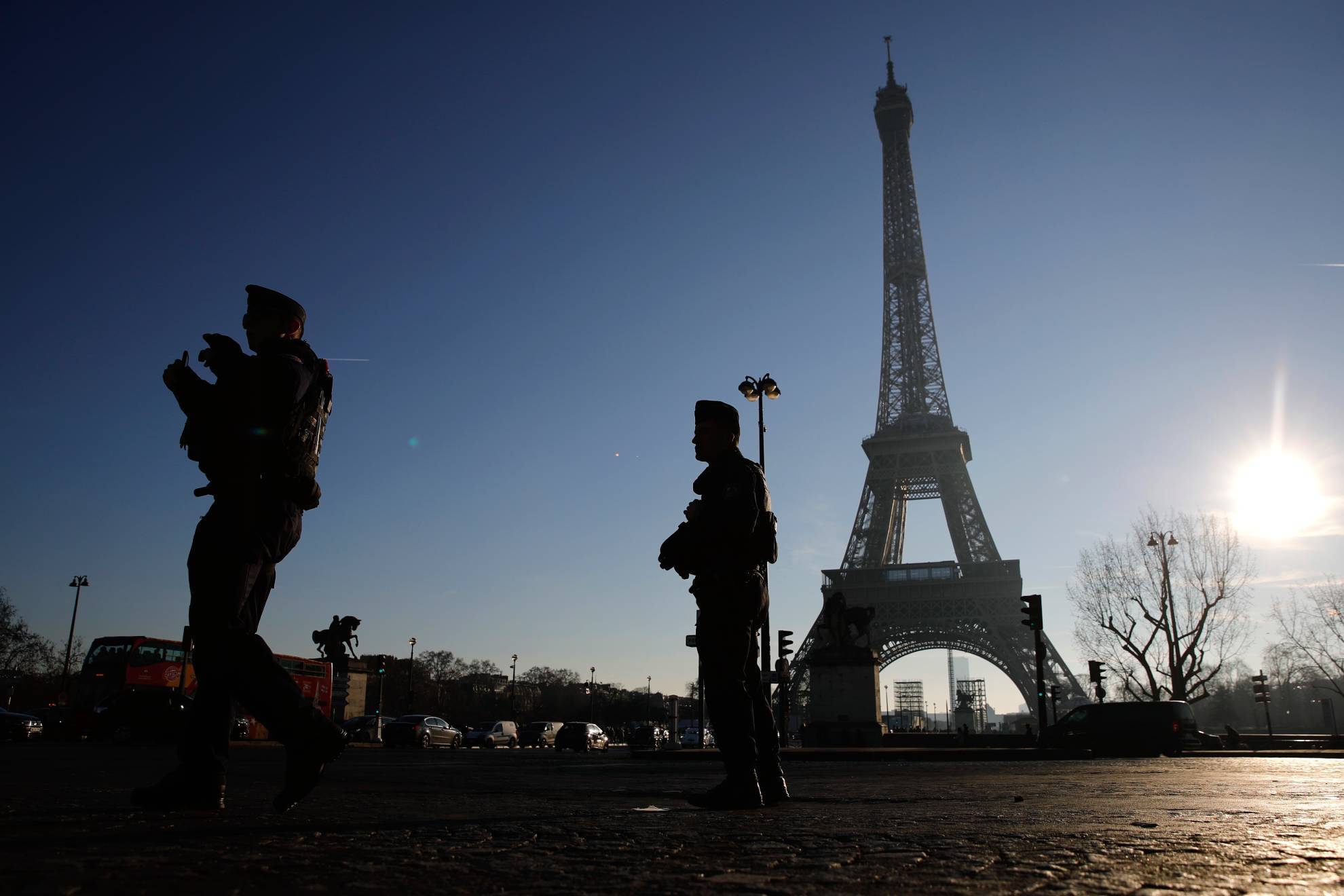 Paris, en medio de fuertes dispositivos de seguridad