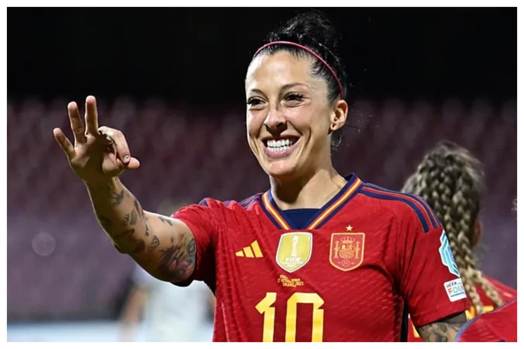 Jenni Hermoso celebra el triunfo de España en el Mundial