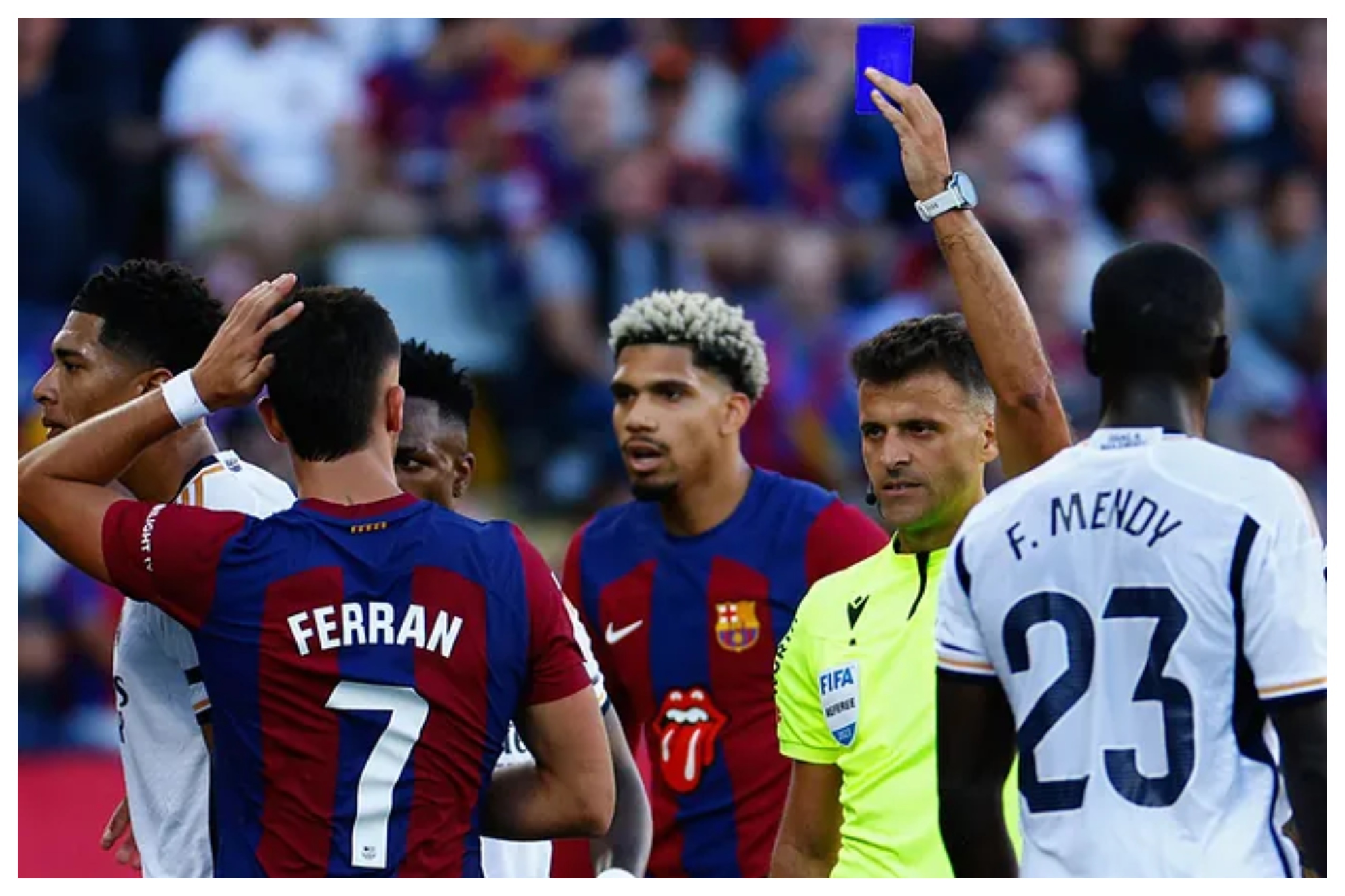 Qué es la tarjeta azul en el fútbol: Cómo funciona la nueva sanción que  podrán aplicar los árbitros
