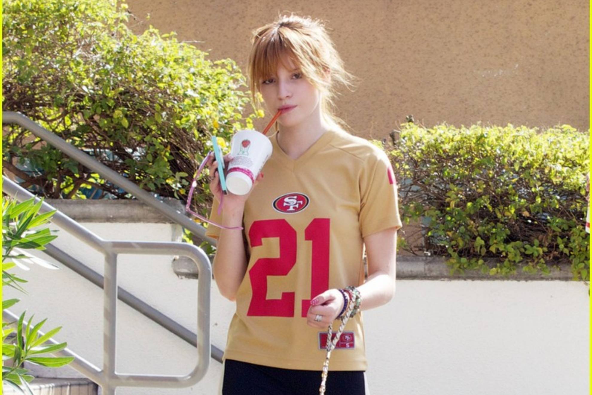 Bella thorne - es común ver a la actriz y modelo... | MARCA.com