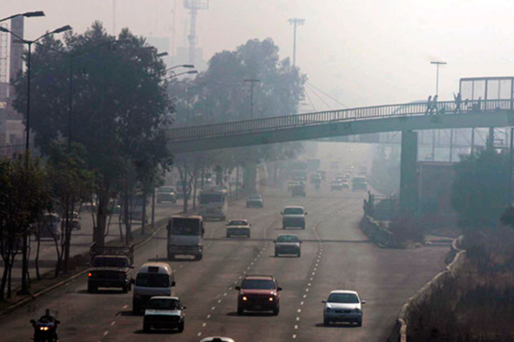 Los altos índices de ozono persisten en la capital hoy, sábado 24.