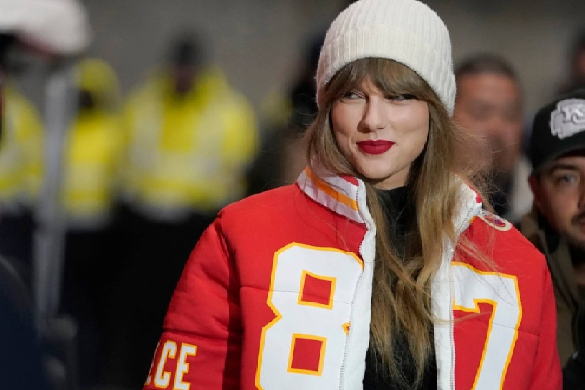 Taylor Swift podra encabezar el show de medio tiempo del Super Bowl de la NFL en 2025.