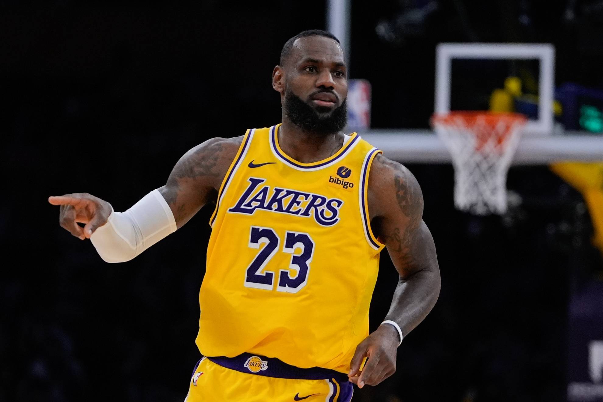 Lebron James sigue siendo clave en el conjunto de Lakers de Los Angeles