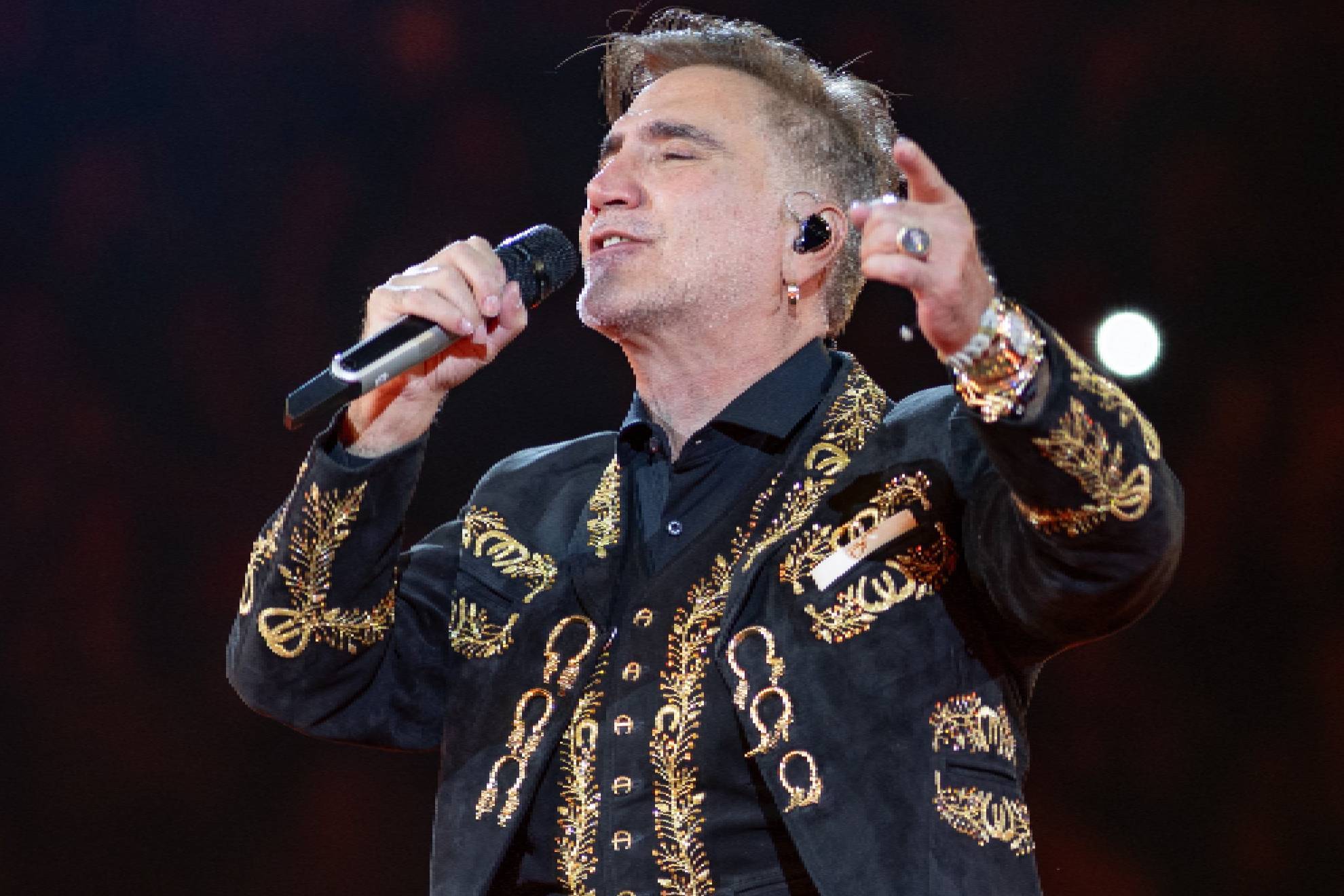 Alejandro Fernández vuelve a conquistar Plaza México; anuncia fecha de tercer concierto 'Amor y Patria' | MARCA México
