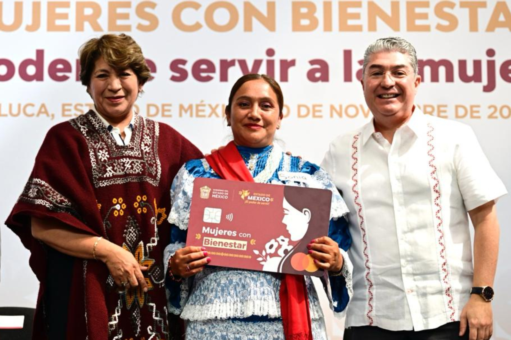 Mujeres con Bienestar trabaja en la incorporacin de ms mujeres el padrn.