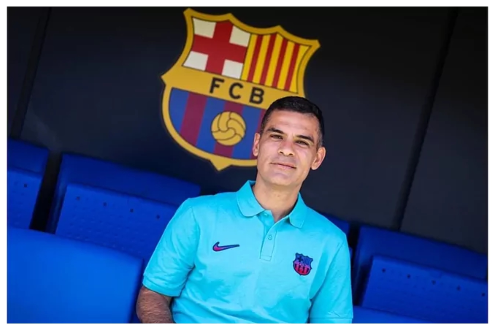 Rafa Mrquez posa delante del escudo del Barcelona