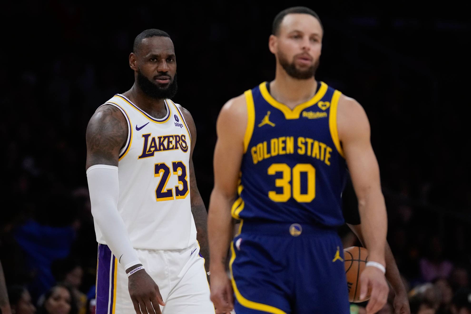 LeBron James y Curry se vern las caras hoy en la NBA 2024