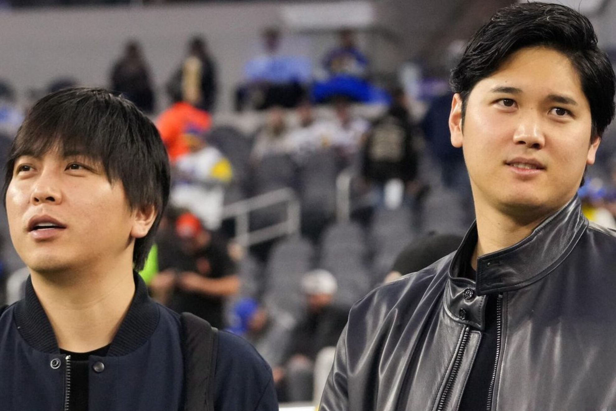 Ippei Mizuhara (izquierda) y Shohei Ohtani de los Dodgers de Los ngeles