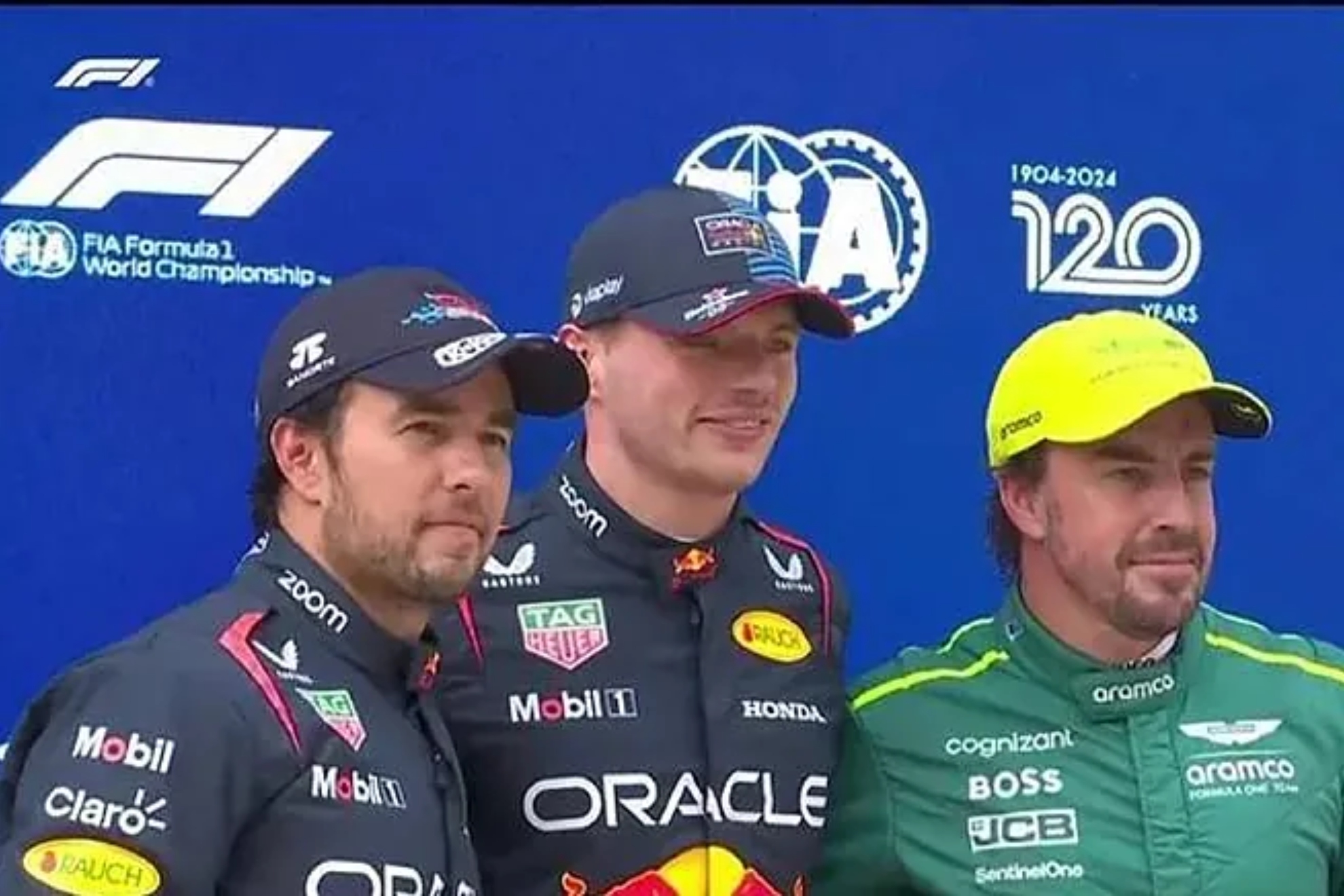 Verstappen, Checo y Alonso posan tras la calificacin en China