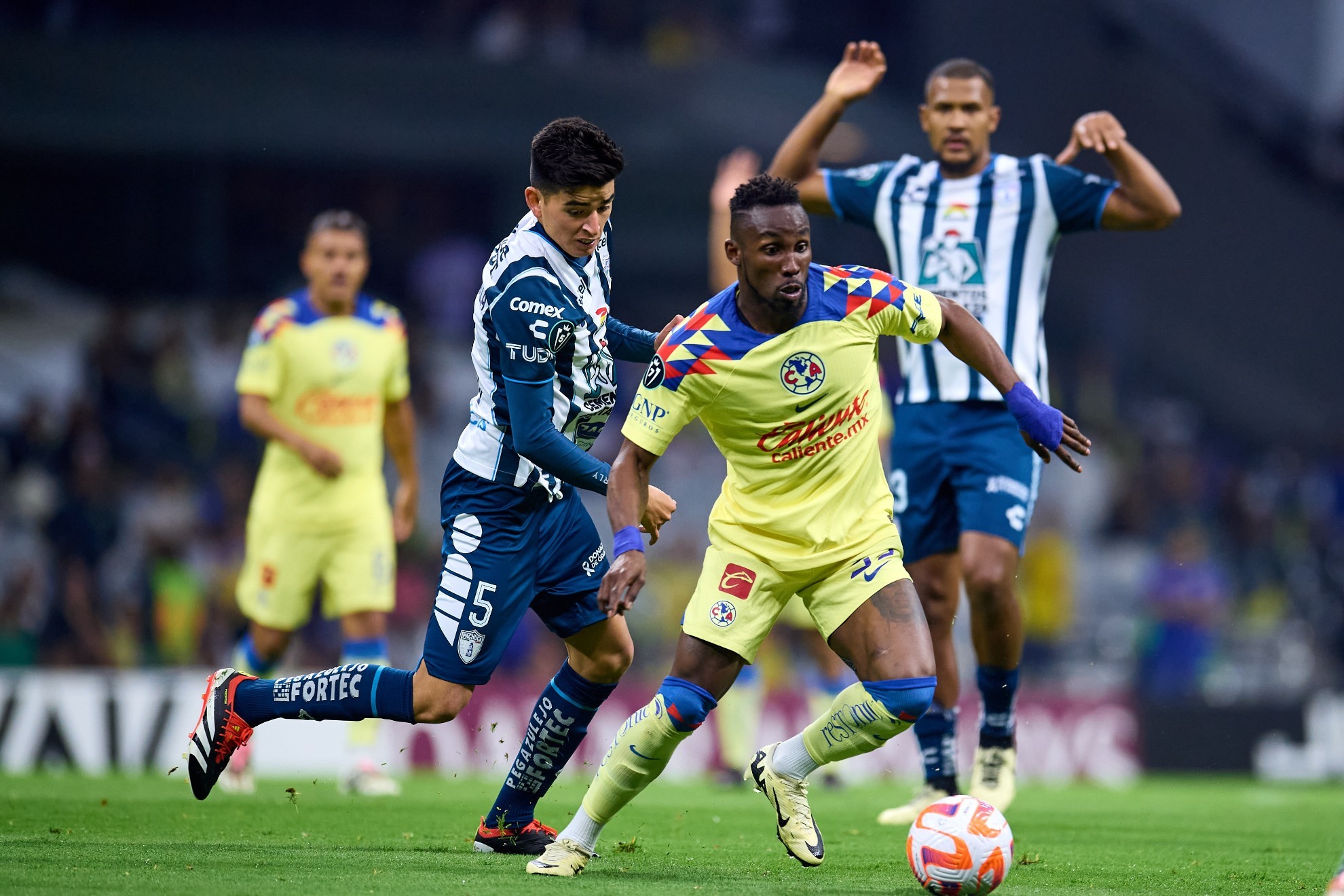 Resumen Amrica vs. Pachuca: Semifinal abierta tras empate a uno en la ida en el Azteca