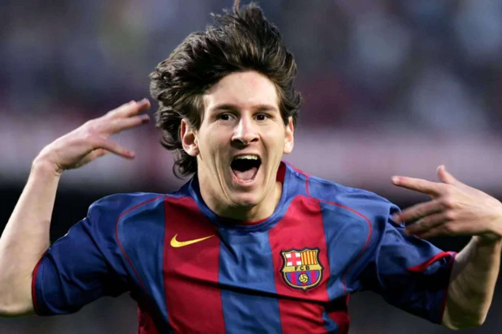 Leo Messi celebr junto a la aficin su primer gol con Barcelona a los 17 aos en 2005