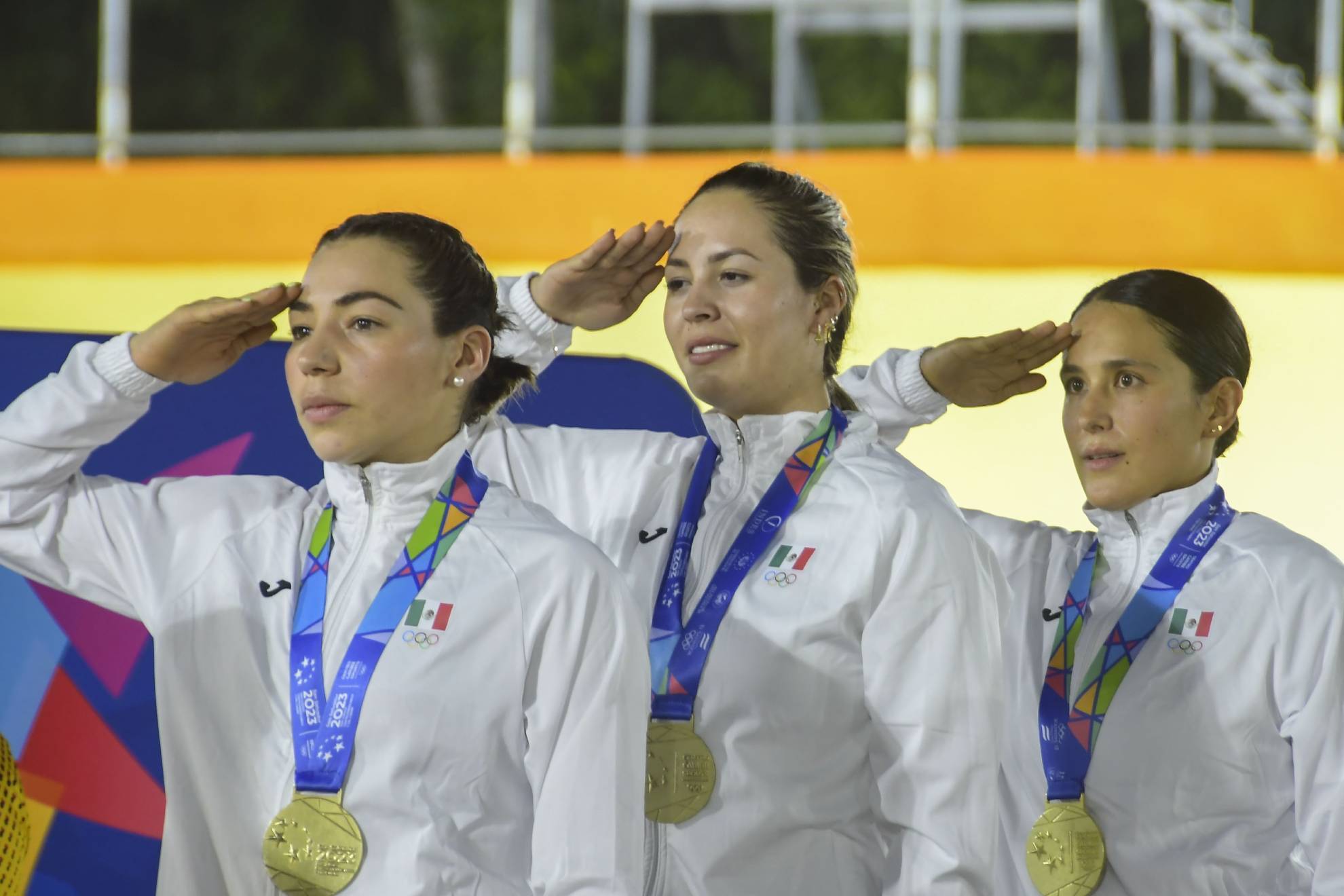 Daniela Gaxiola, Yuli Verdugo y Jessica Salazar.