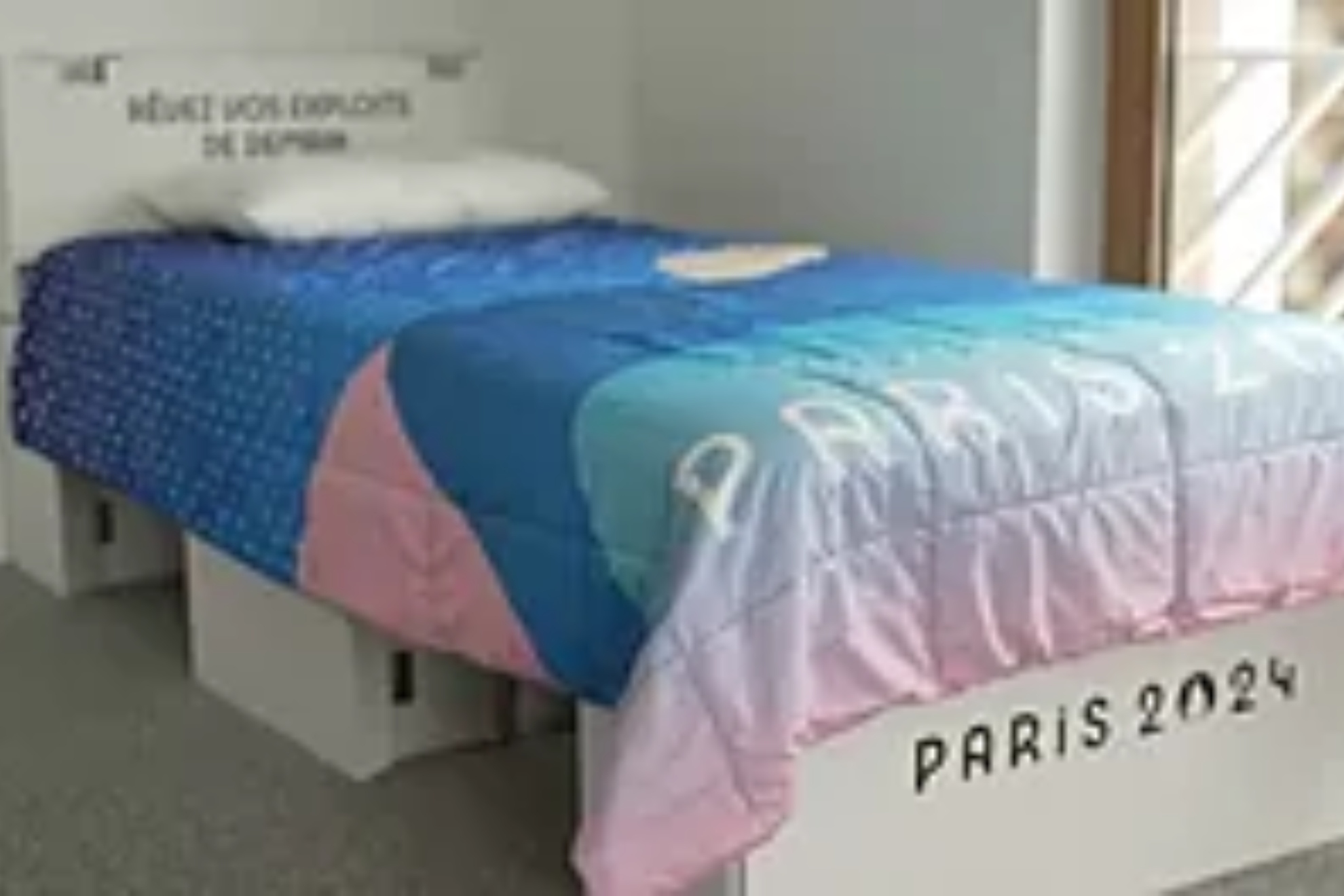 Las camas 'anti-sexo' llegan a la Villa Olmpica de Pars