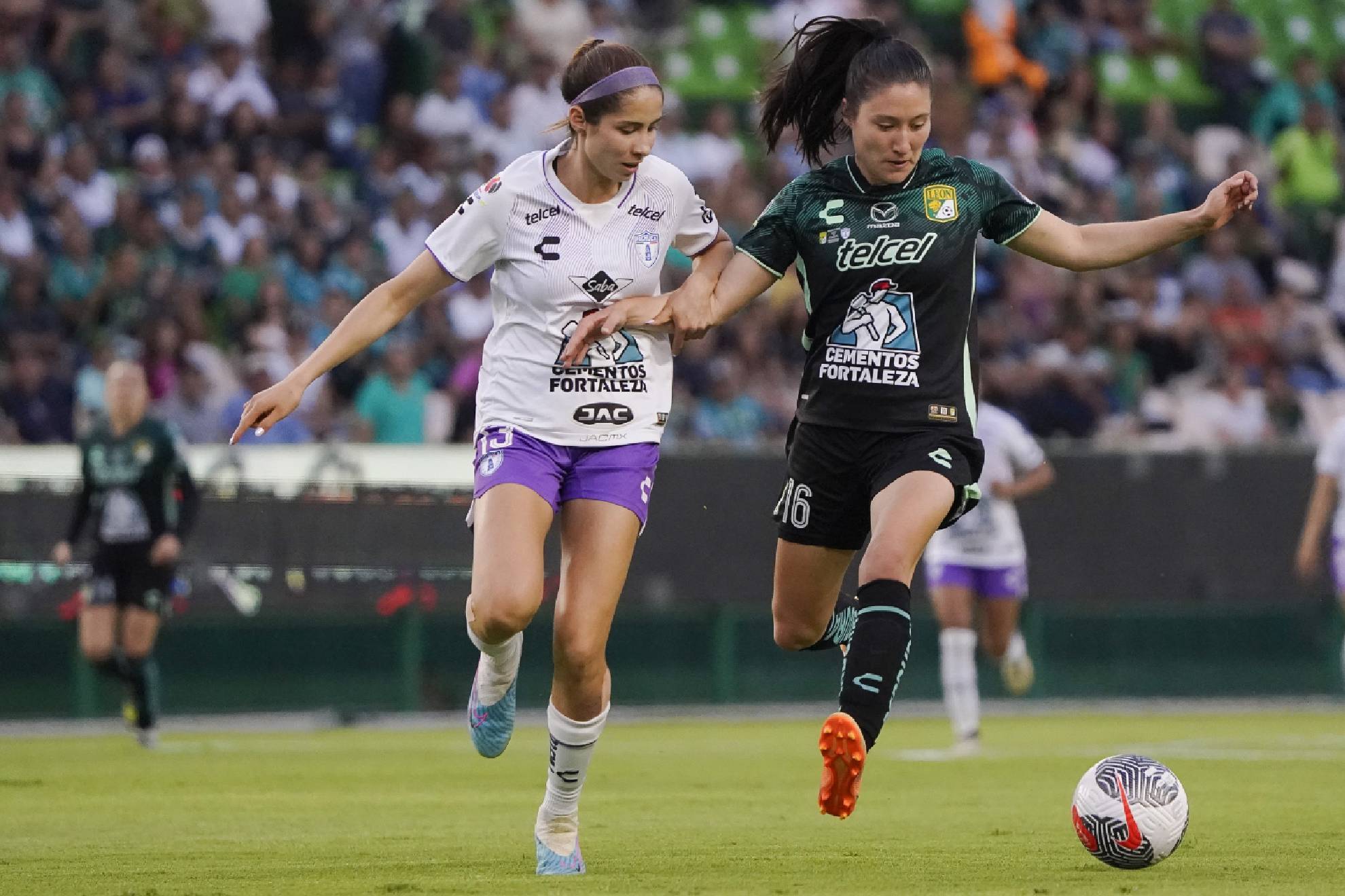 Pachuca Femenil gole a Len Femenil en Ida de Cuartos de Final del Clausura 2024.
