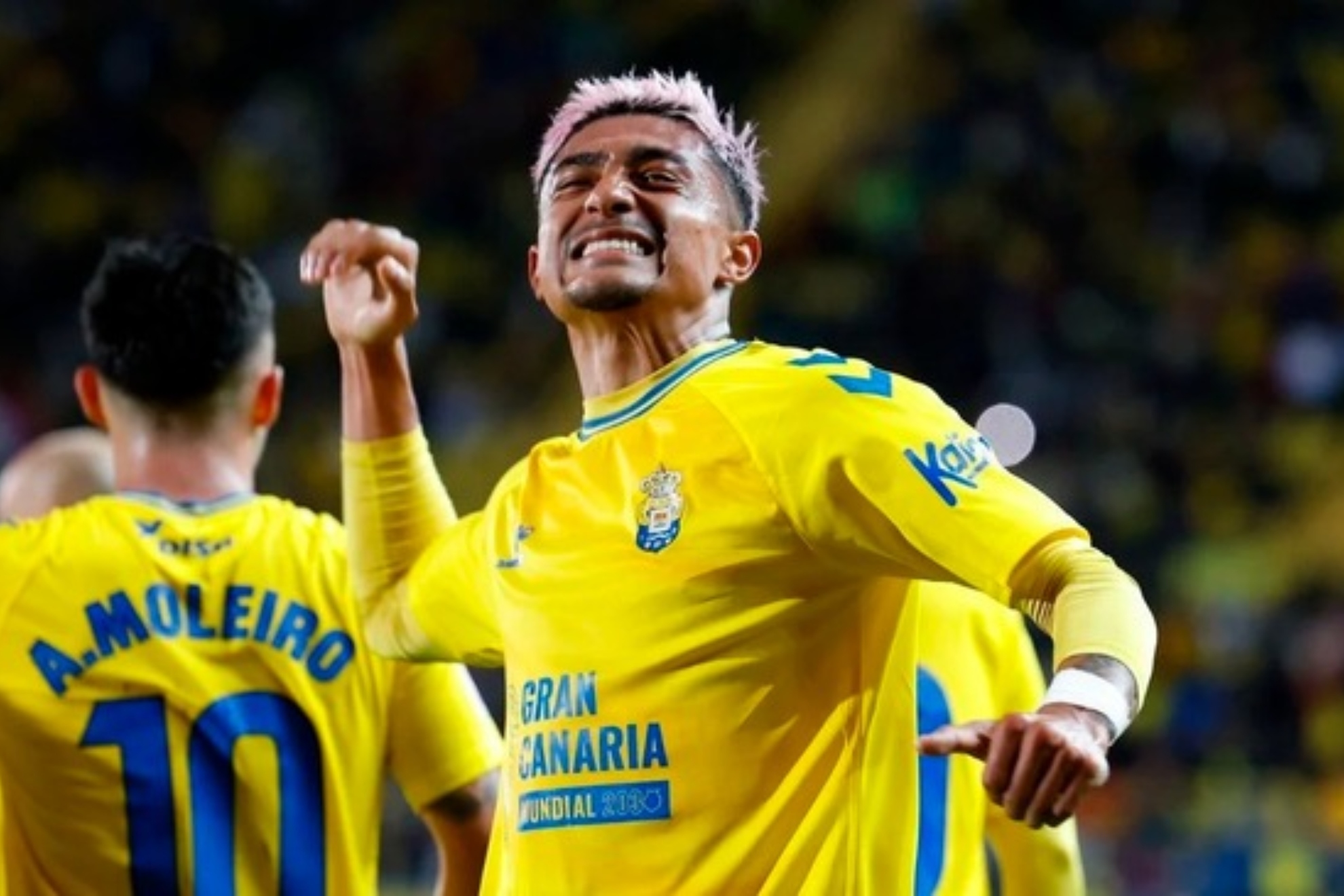 Julin Araujo celebra un gol con Las Palmas
