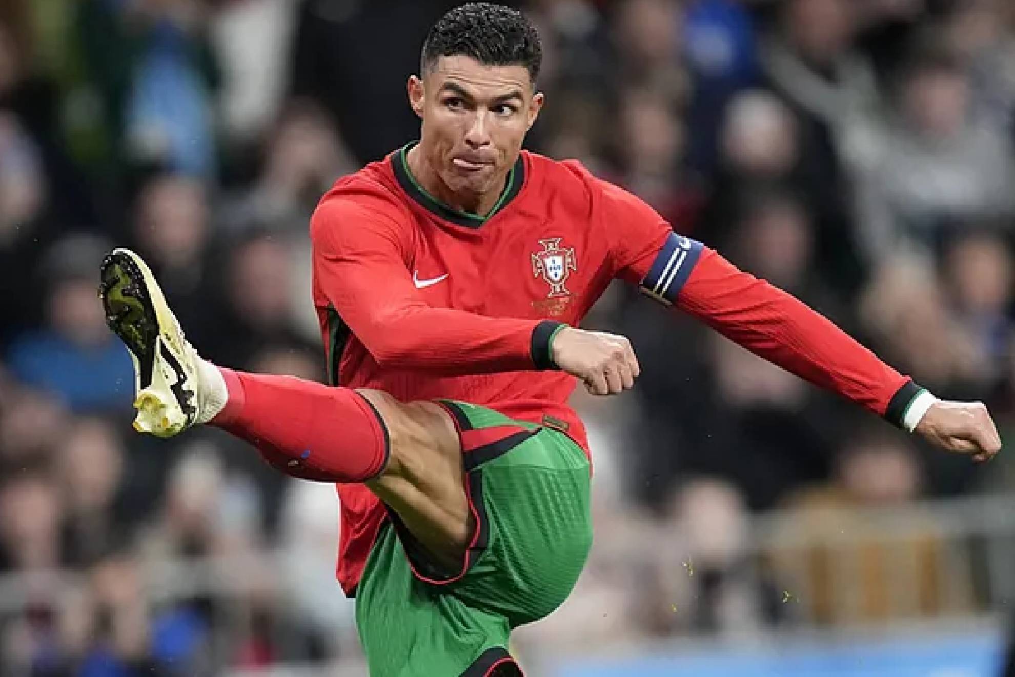 El legendario Cristiano Ronaldo quiere mantenerse en la �lite sin pensar en su retiro.