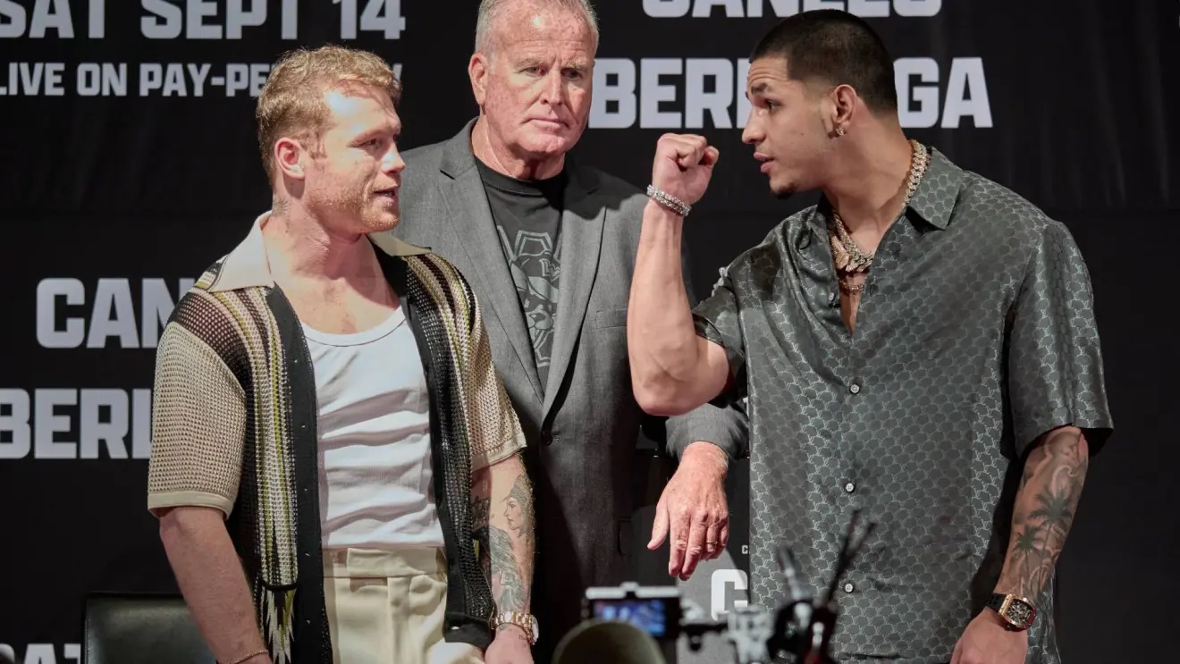 Canelo y Berlanga en la conferencia de prensa de presentacin.Esther Lin / PBC