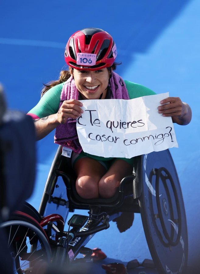 El amor est en Pars, Brenda Osnaya le pide matrimonio a su entrenadora en los Paralmpicos