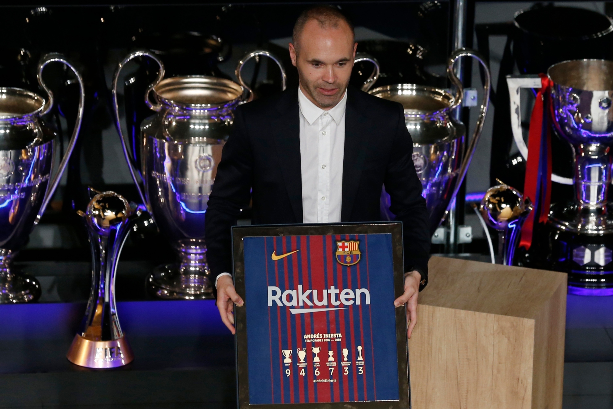 El adis de Iniesta con Barcelona