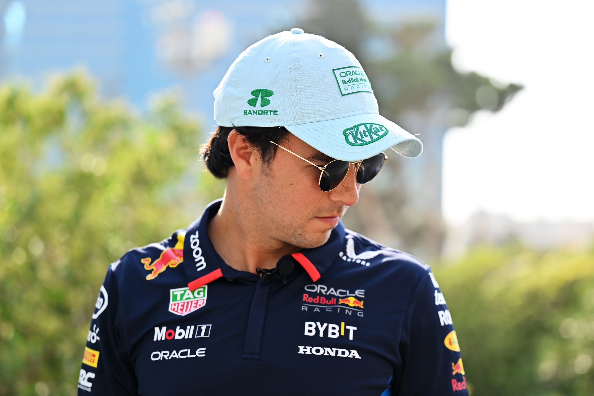 Sergio Pérez lució la gorra del GP de México 2024