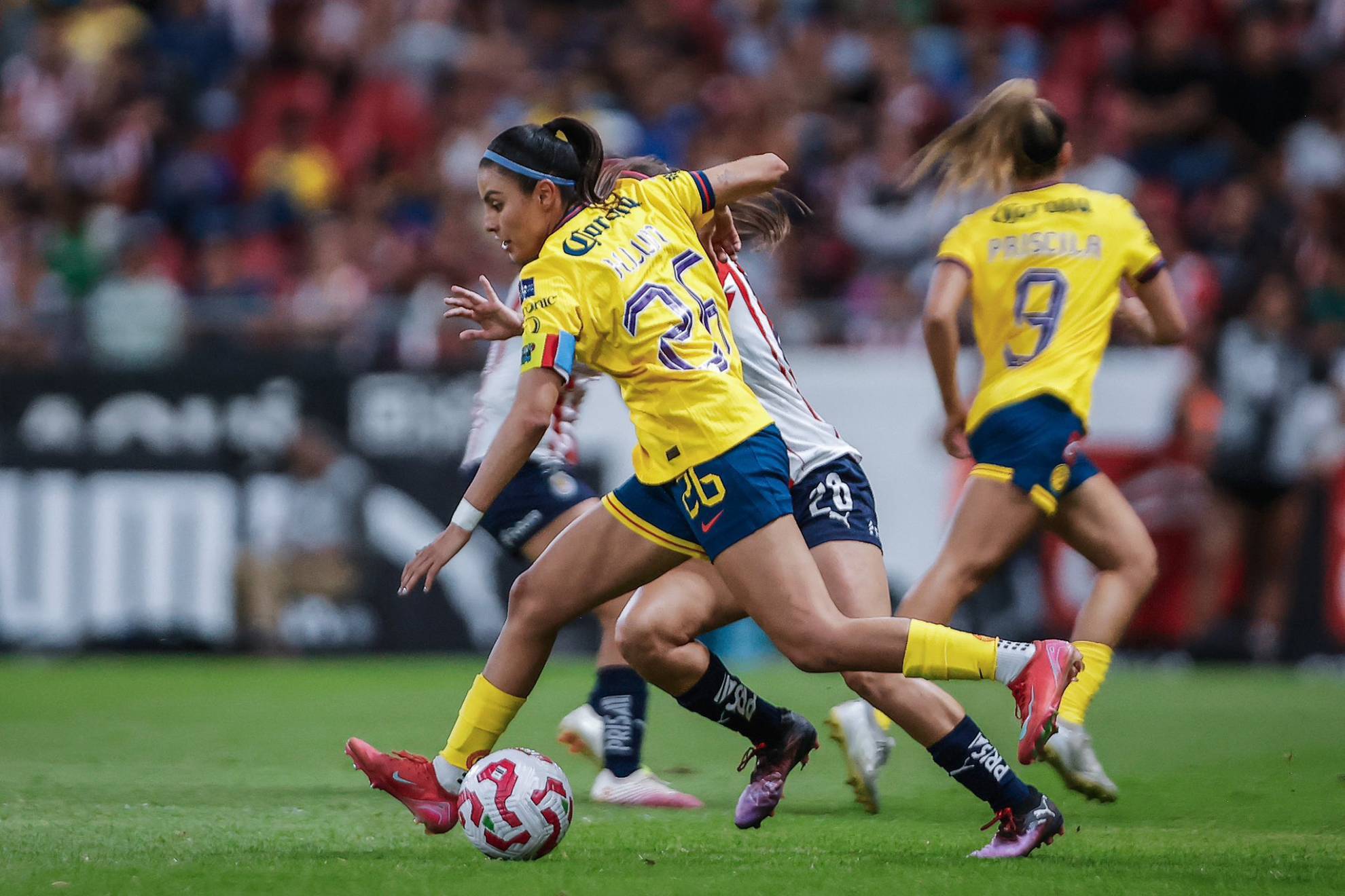 América y Chivas igualaron en el Clásico Nacional Femenil.
