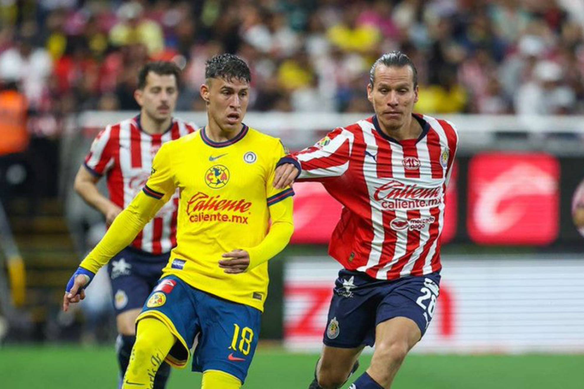 Chicote Calderón y el Oso González.