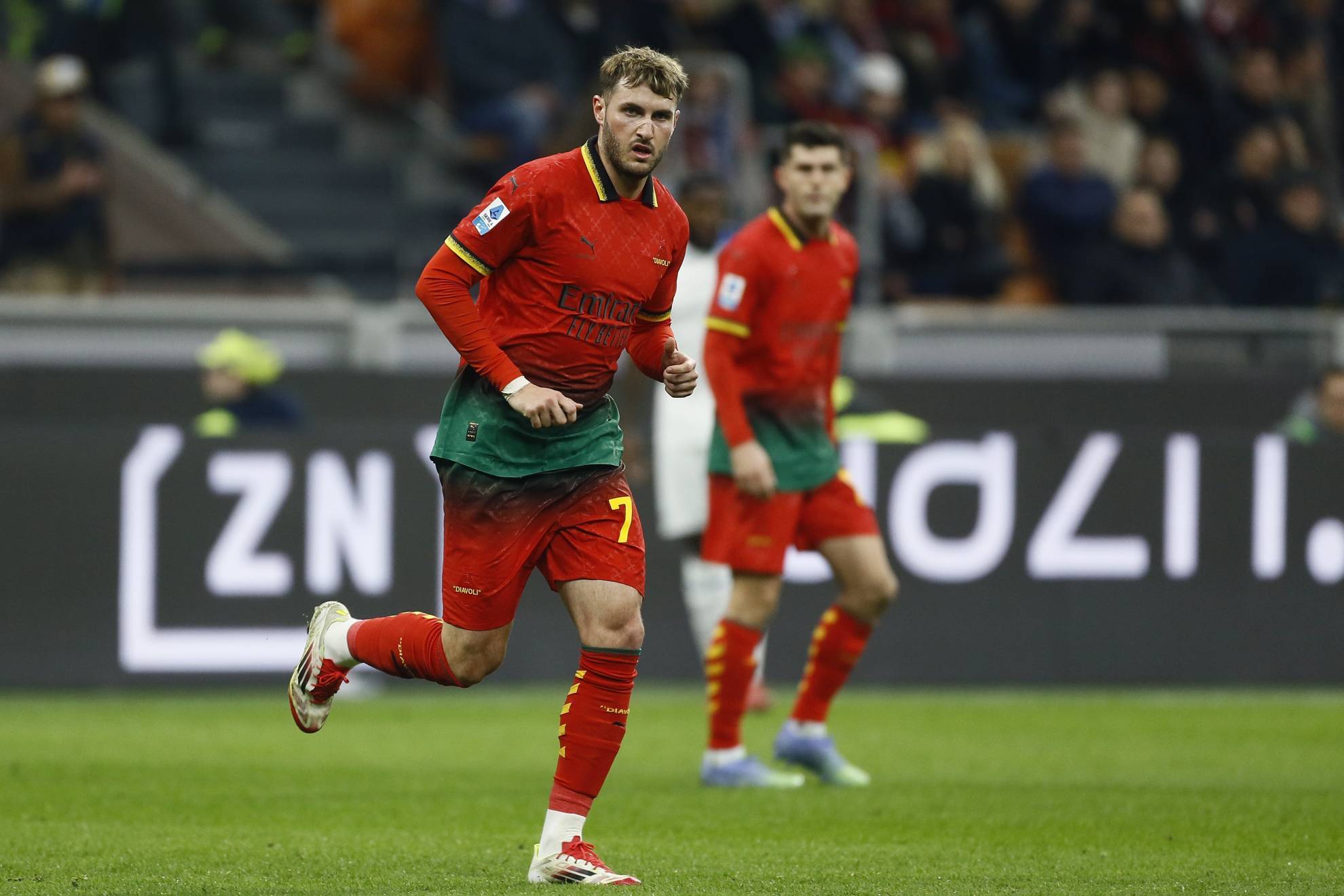 𝗜𝗻𝘁𝗲𝗿-𝗠𝗶𝗹𝗮𝗻: i pronostici dei tifosi Rossoneri! 👀 Lasciate il  vostro pronostico nei commenti, vediamo chi indovina! 👇🏻 Ricordati di  𝗦𝗘𝗚𝗨𝗜𝗥𝗠𝗜 per altri contenuti!! ⚽ #calcio #seriea #derby ..., image size:1980x1320